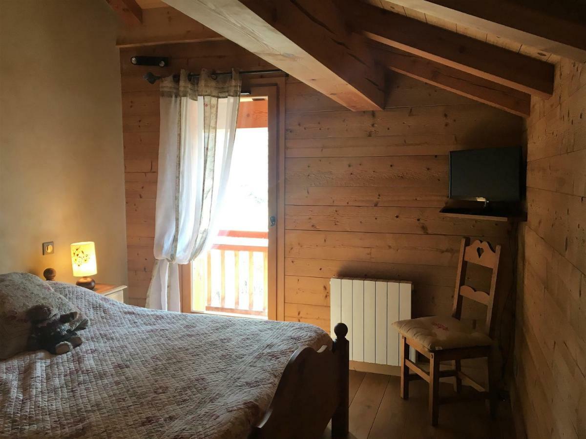 Chalet Clos Moccand Samoens Exterior photo