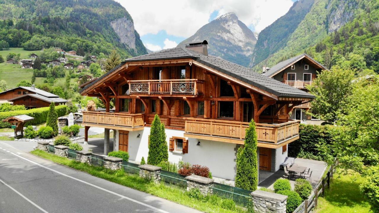 Chalet Clos Moccand Samoens Exterior photo